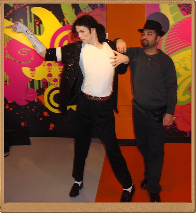 Michael-Jackson-Wax-Statue-in-Wien-Vienna-Austria