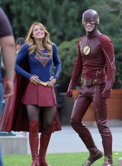 "Supergirl" Melissa Benoist meets Flash Grant Gustin