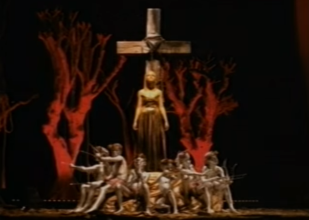 Dolores-O-Riordan-Cross-Hac-Zombie-Angels-Jesus